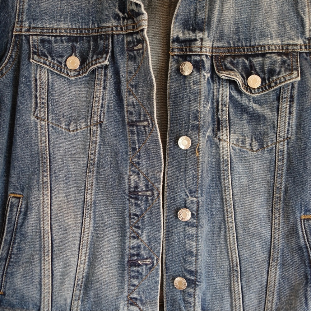 Gap Jean Jacket - image 4